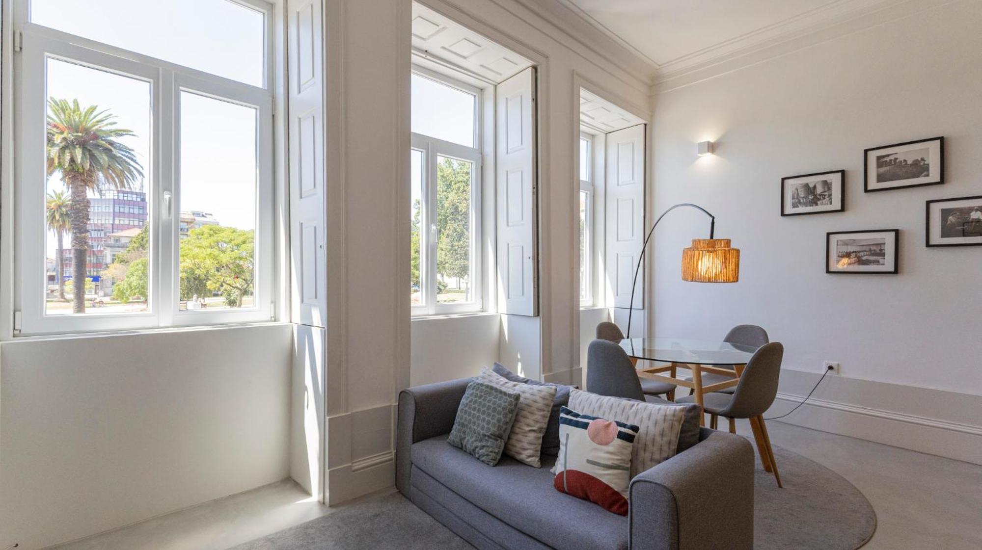 Oporto Downtown Studio By Lovelystay Buitenkant foto